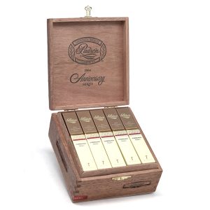 1964 Anniversary Series Soberano Tubo Maduro 1964 週年 主權 鋁管 馬杜羅
