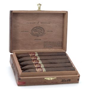 Family Reserve Serie 44 Years Maduro 家族珍藏 44年 馬杜羅