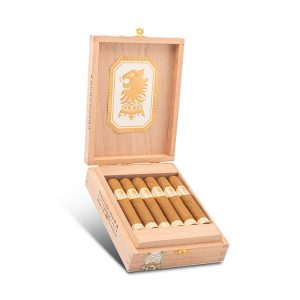 Undercrown Shade Robusto 王冠之下 遮蔭 羅伯圖