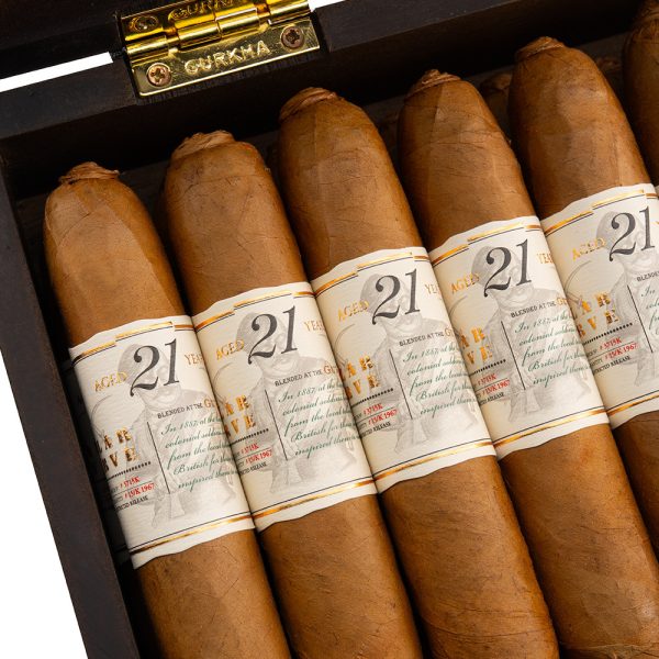 Cellar Reserve 21 Years Solara 廓爾喀 窖藏 珍藏 21年 太陽 羅伯圖 - Image 2