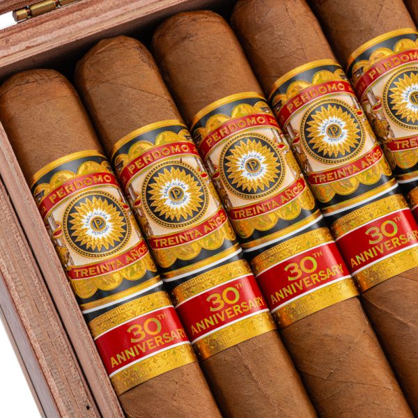 30th Anniversary Connecticut Box-Pressed Robusto 30週年 康涅狄格州 盒壓 羅伯圖 - Image 4