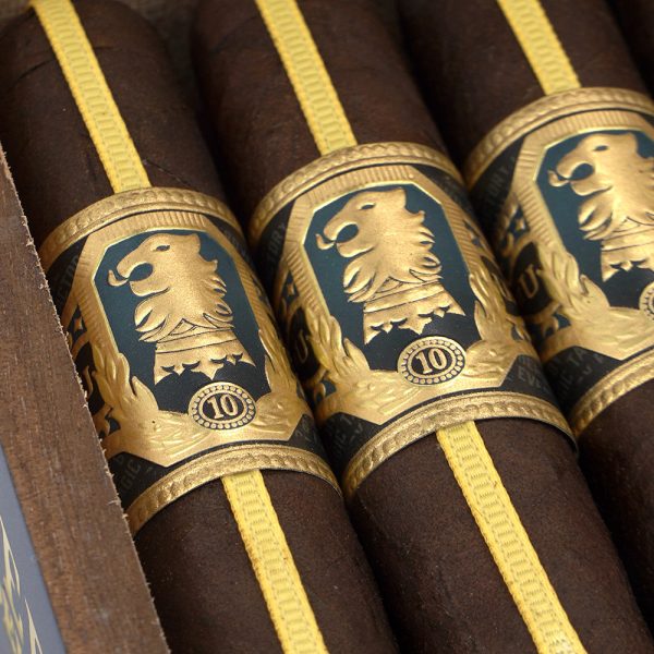 Undercrown 10 Toro 王冠之下 10 托羅 - Image 2
