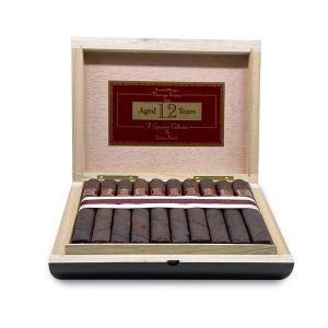Vintage 1990 Robusto 1990陳年系列羅伯圖