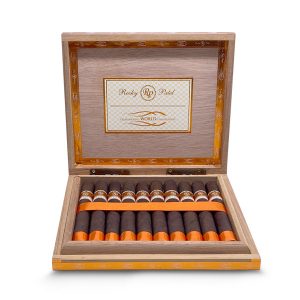 Cigar Smoking World Championship Mareva 世界雪茄品吸挑戰賽馬瑞瓦