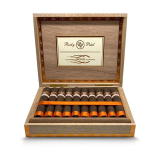Cigar Smoking World Championship Toro 世界雪茄品吸挑戰賽托羅
