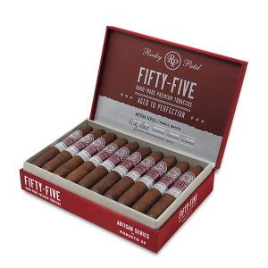 Fifty-Five Robusto 五十五羅伯圖